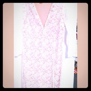 Elegant long sleeve lace dress